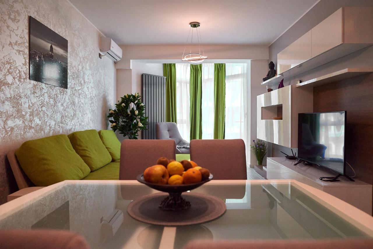 Ambient Holiday Apartment ALEZZI Beach resort Năvodari Zewnętrze zdjęcie
