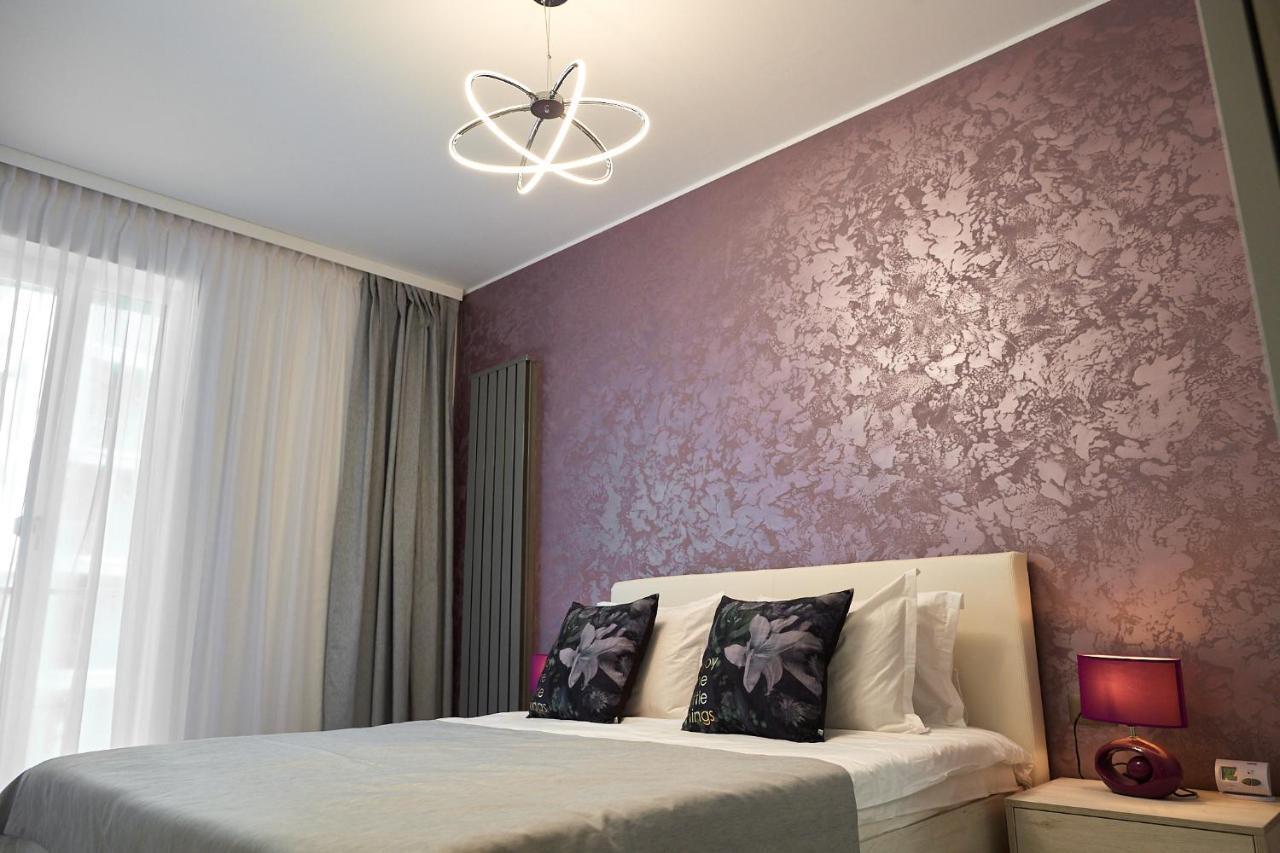 Ambient Holiday Apartment ALEZZI Beach resort Năvodari Zewnętrze zdjęcie